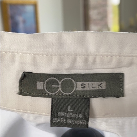 Beautiful Bright White Blouse, size L. - Picture 5 of 7